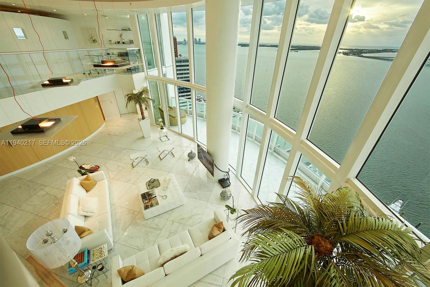 1643 Brickell Avenue 2902, Miami, FL 33129 photo 2