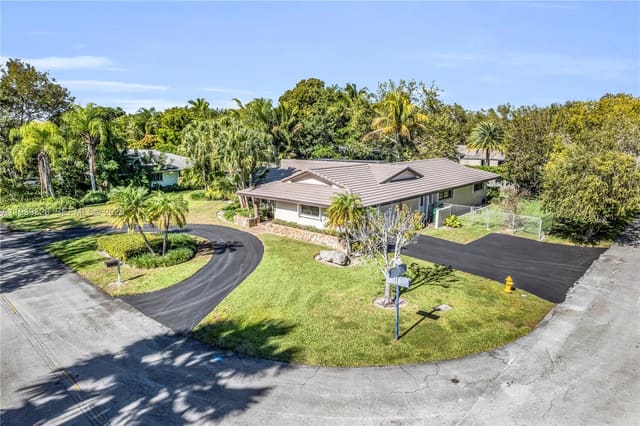 7603 SW 170th Street, sold in Old Cutler Oaks South, Palmetto Bay, FL