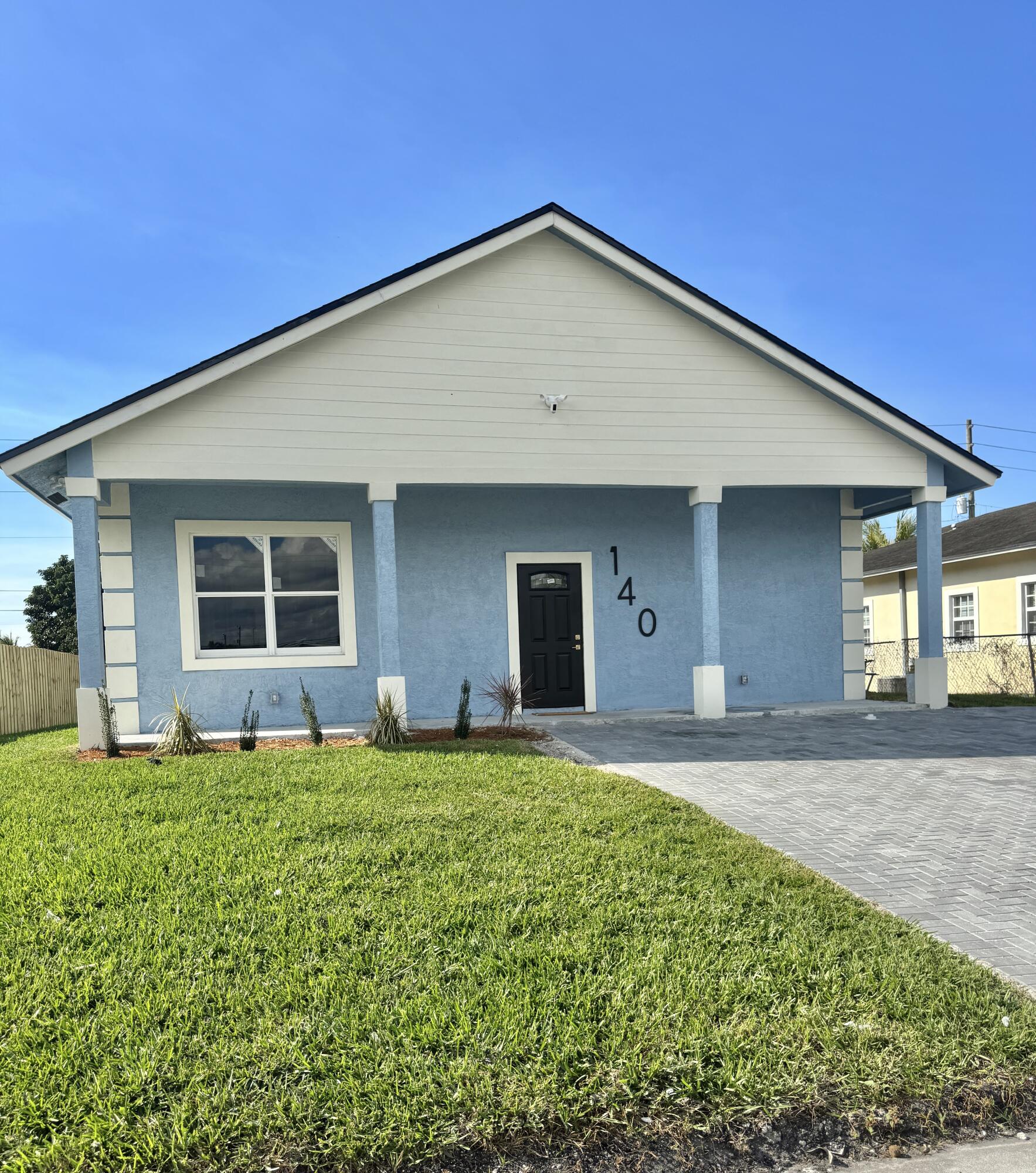 140 SW 6th Avenue, South Bay, FL 33493, South Bay