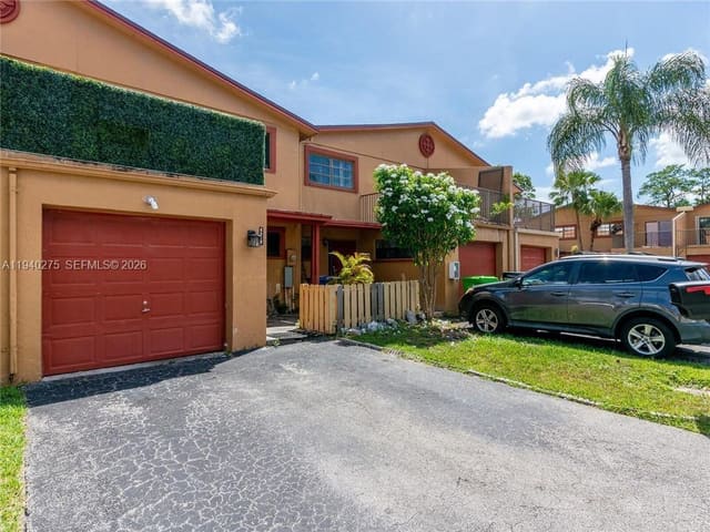 8019 NW 27th Place, sold in Fairways Of Sunrise, Sunrise, FL