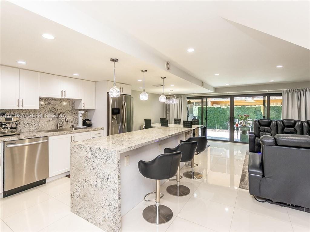 8019 NW 27th Place, Sunrise, FL 33322 photo 4