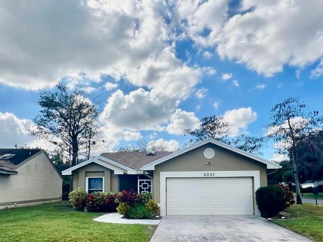 4241 Green Forest Way, Mnr Forest, Boynton Beach, FL