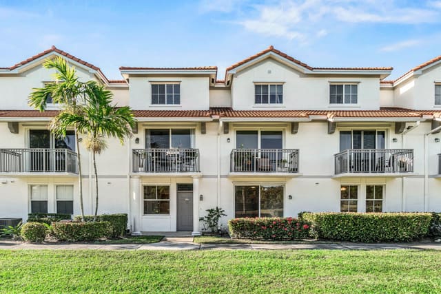 2058 Alta Meadows Lane 2511, Delray Beach, FL 33444