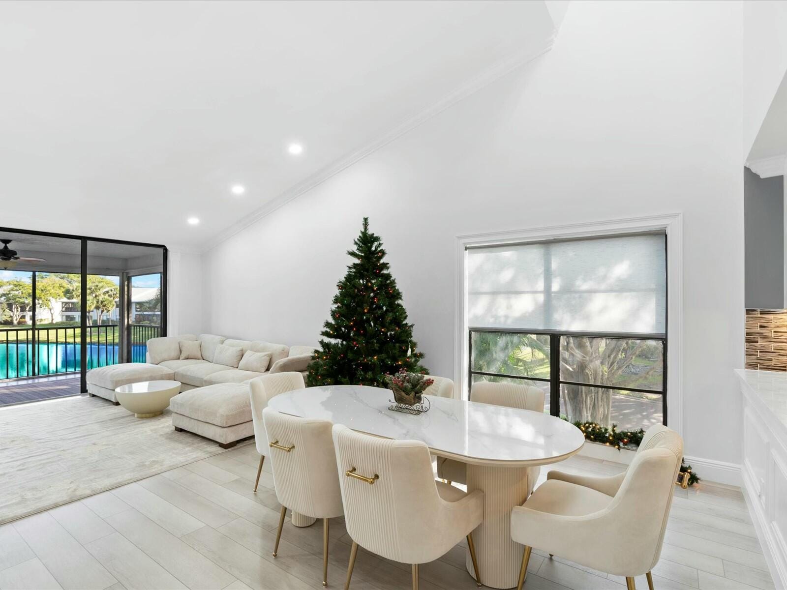 36 Eastgate Drive H — photo 4