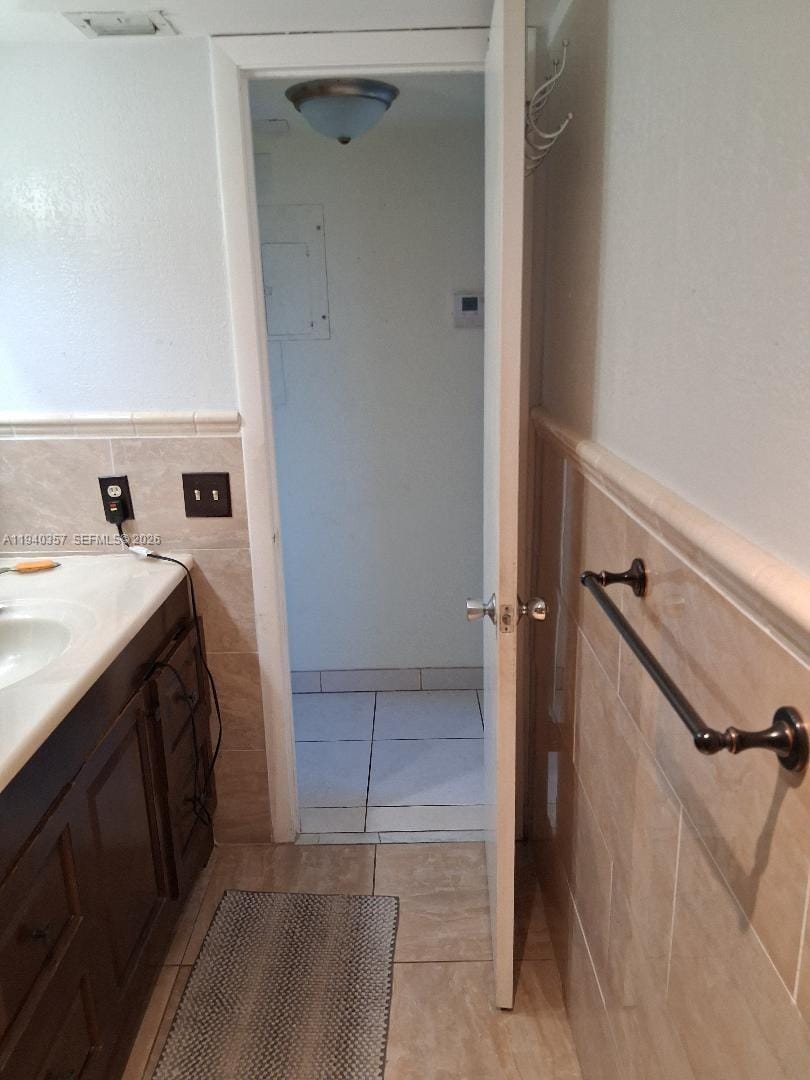 1400 Saint Charles Place 524, Pembroke Pines, FL 33026 photo 15