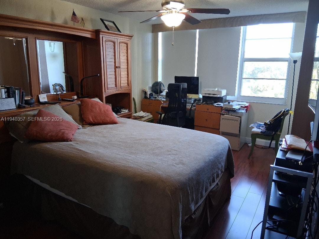 1400 Saint Charles Place 524, Pembroke Pines, FL 33026 photo 21