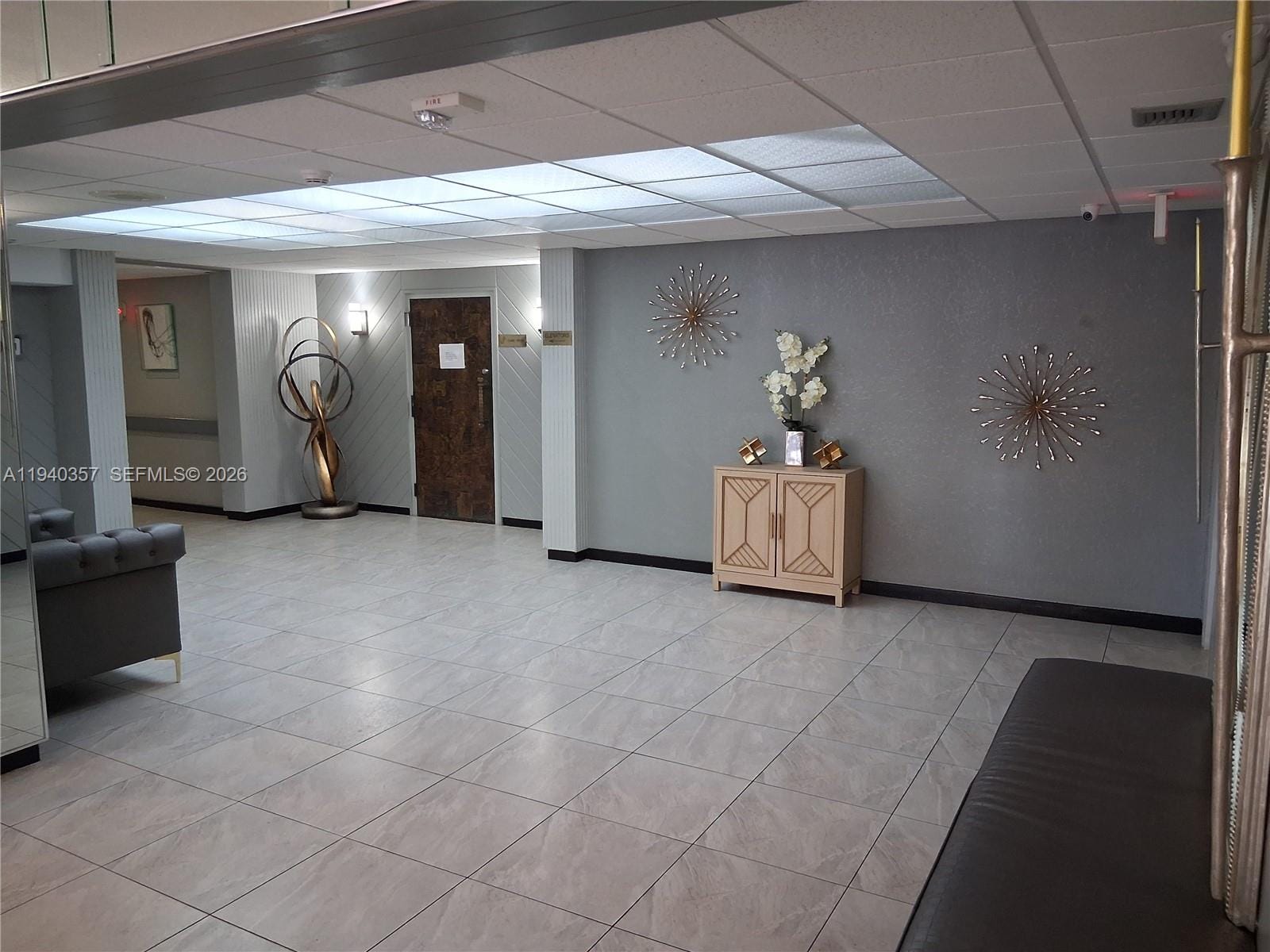 1400 Saint Charles Place 524 — photo 4