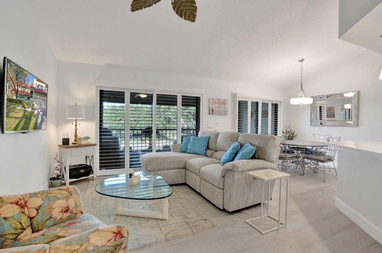 4 Lexington Lane E G, Palm Beach Gardens, FL 33418 photo 24