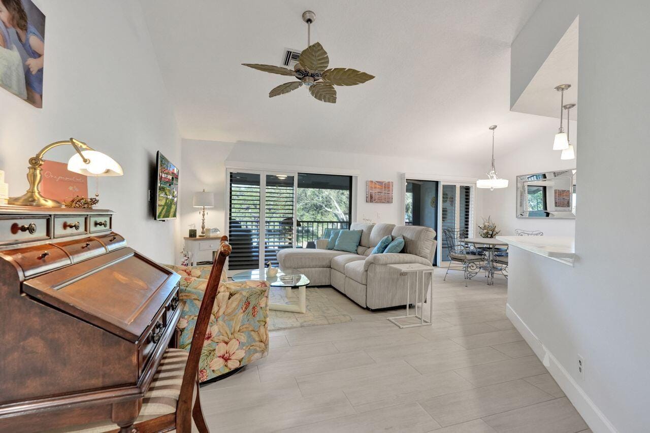 4 Lexington Lane E G, Palm Beach Gardens, FL 33418 photo 28