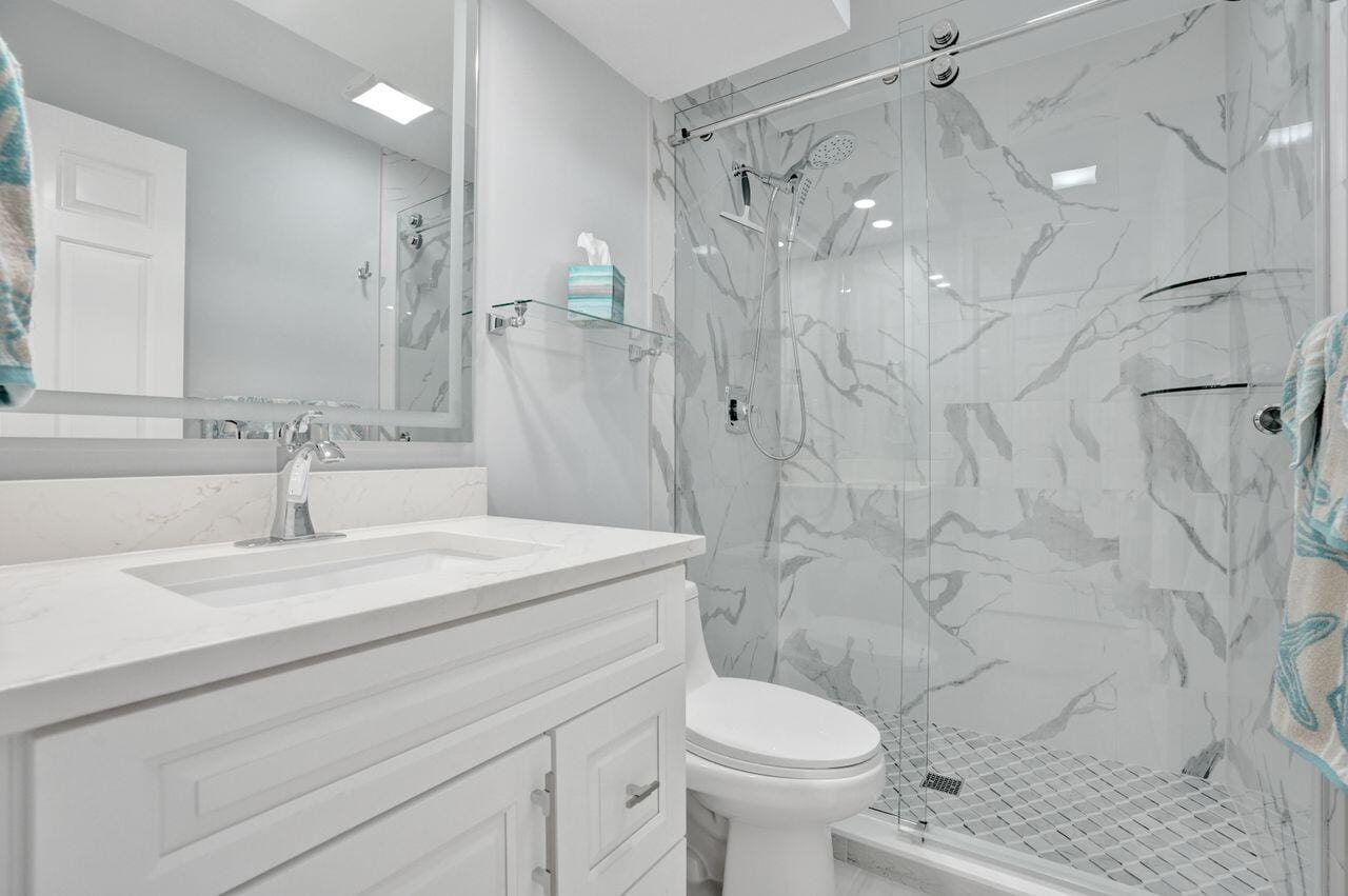 4 Lexington Lane E G, Palm Beach Gardens, FL 33418 photo 8