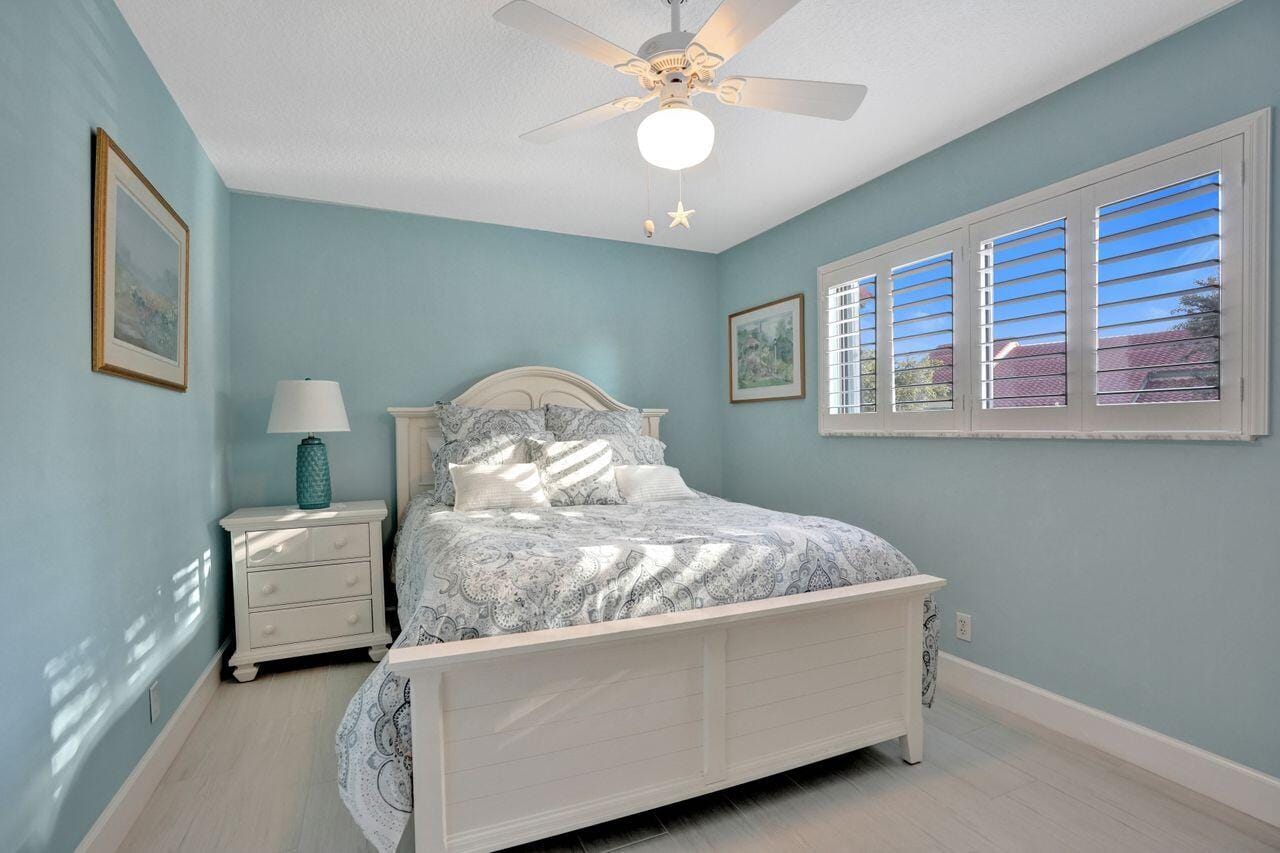4 Lexington Lane E G, Palm Beach Gardens, FL 33418 photo 9