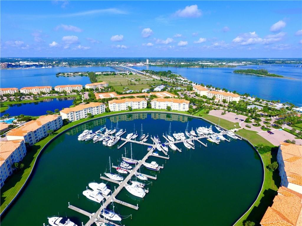 19 Harbour Isle Drive 106, Hutchinson Island, FL 34949 photo 24