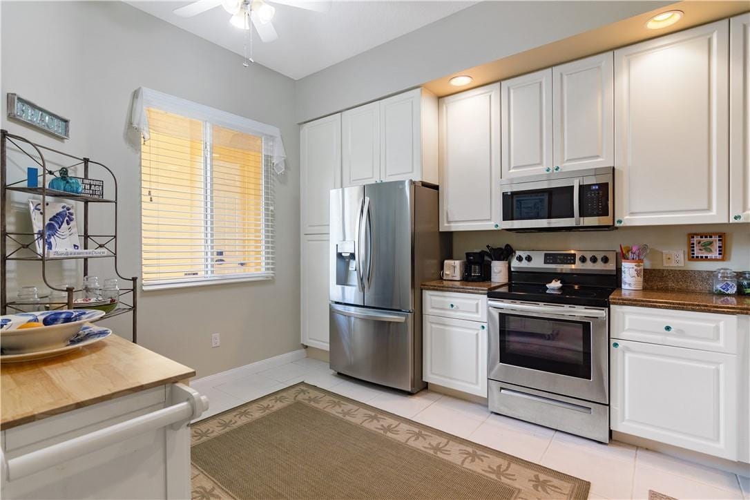 19 Harbour Isle Drive 106, Hutchinson Island, FL 34949 photo 6