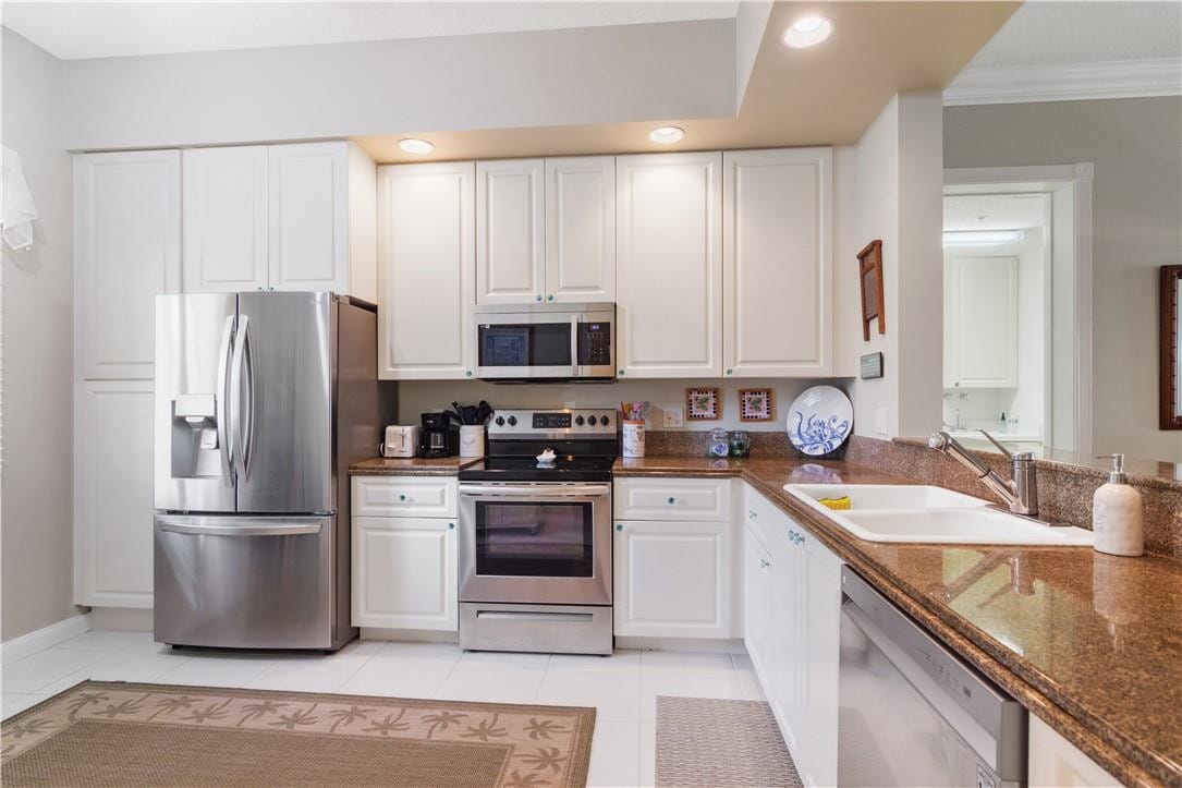 19 Harbour Isle Drive 106, Hutchinson Island, FL 34949 photo 7