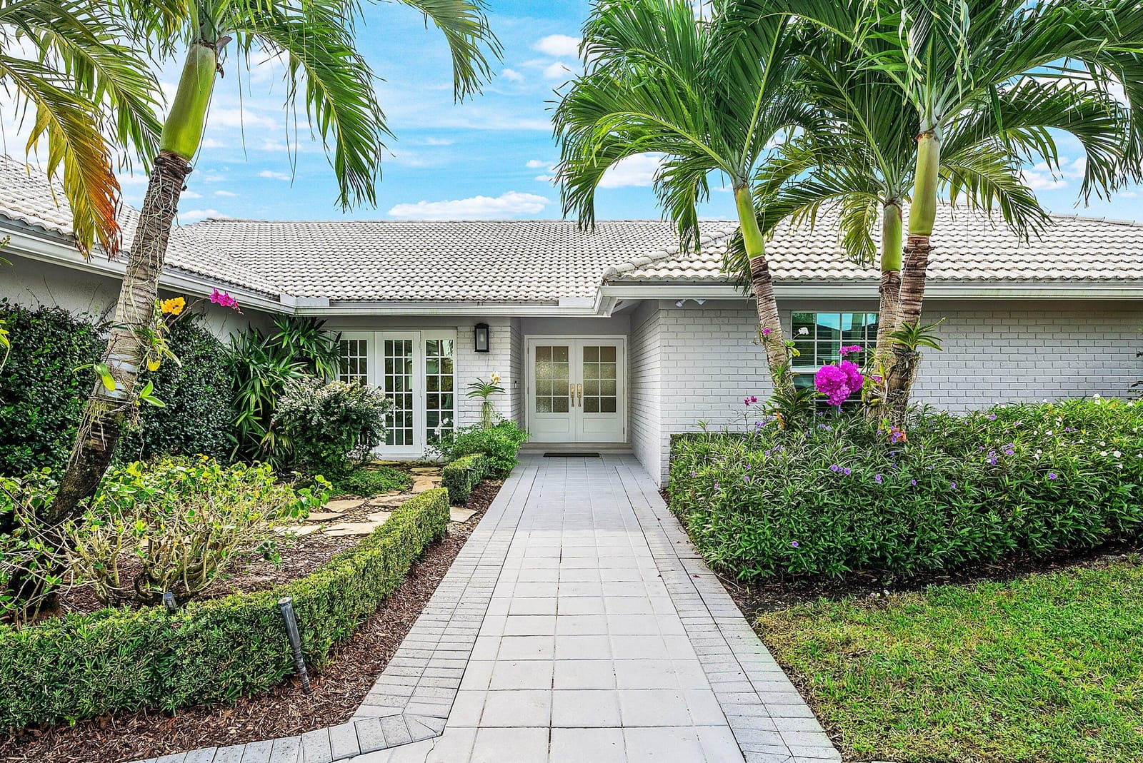 4199 Bocaire Boulevard — photo 3