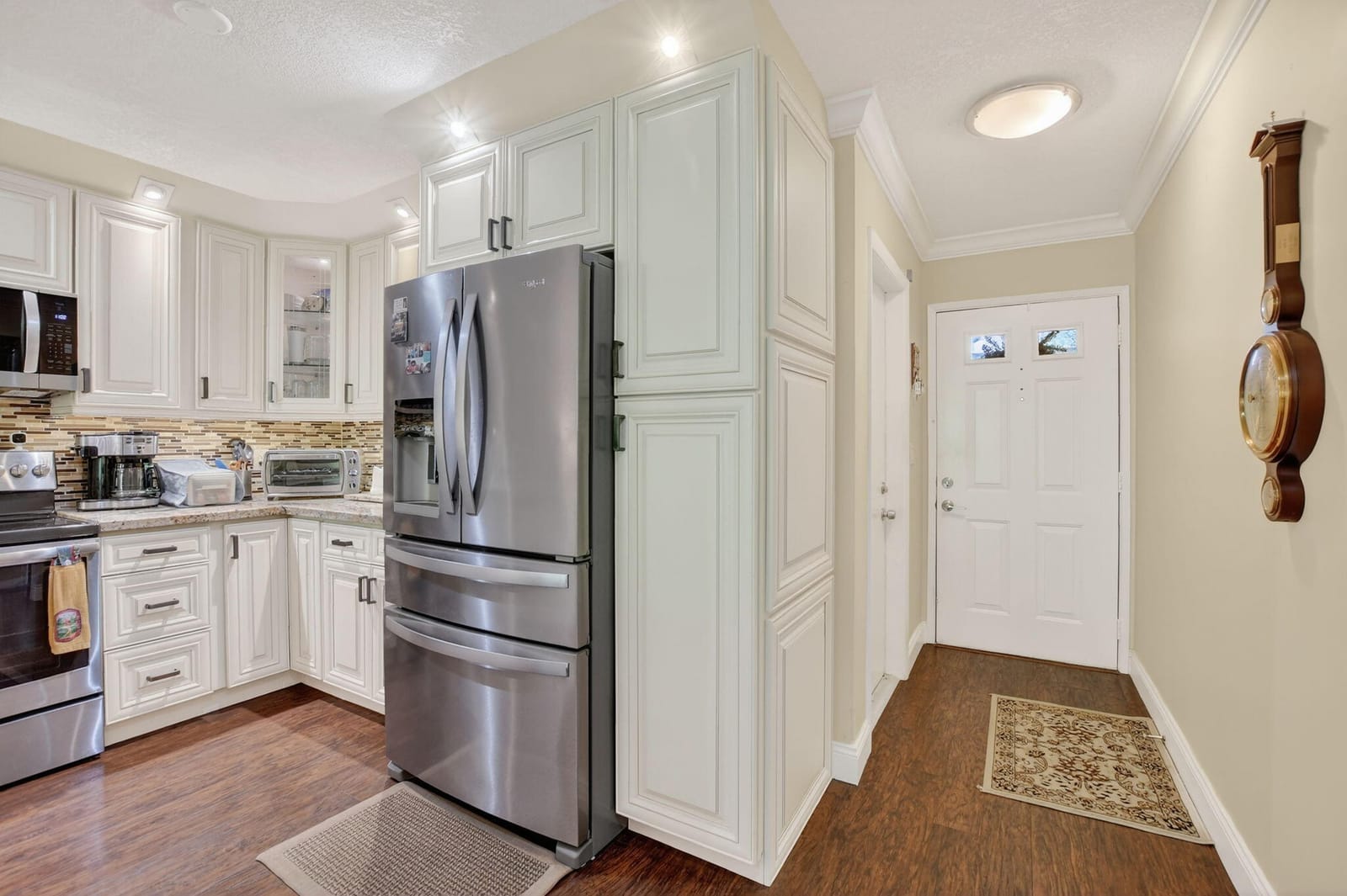 9215 Flynn Circle 8 — photo 5