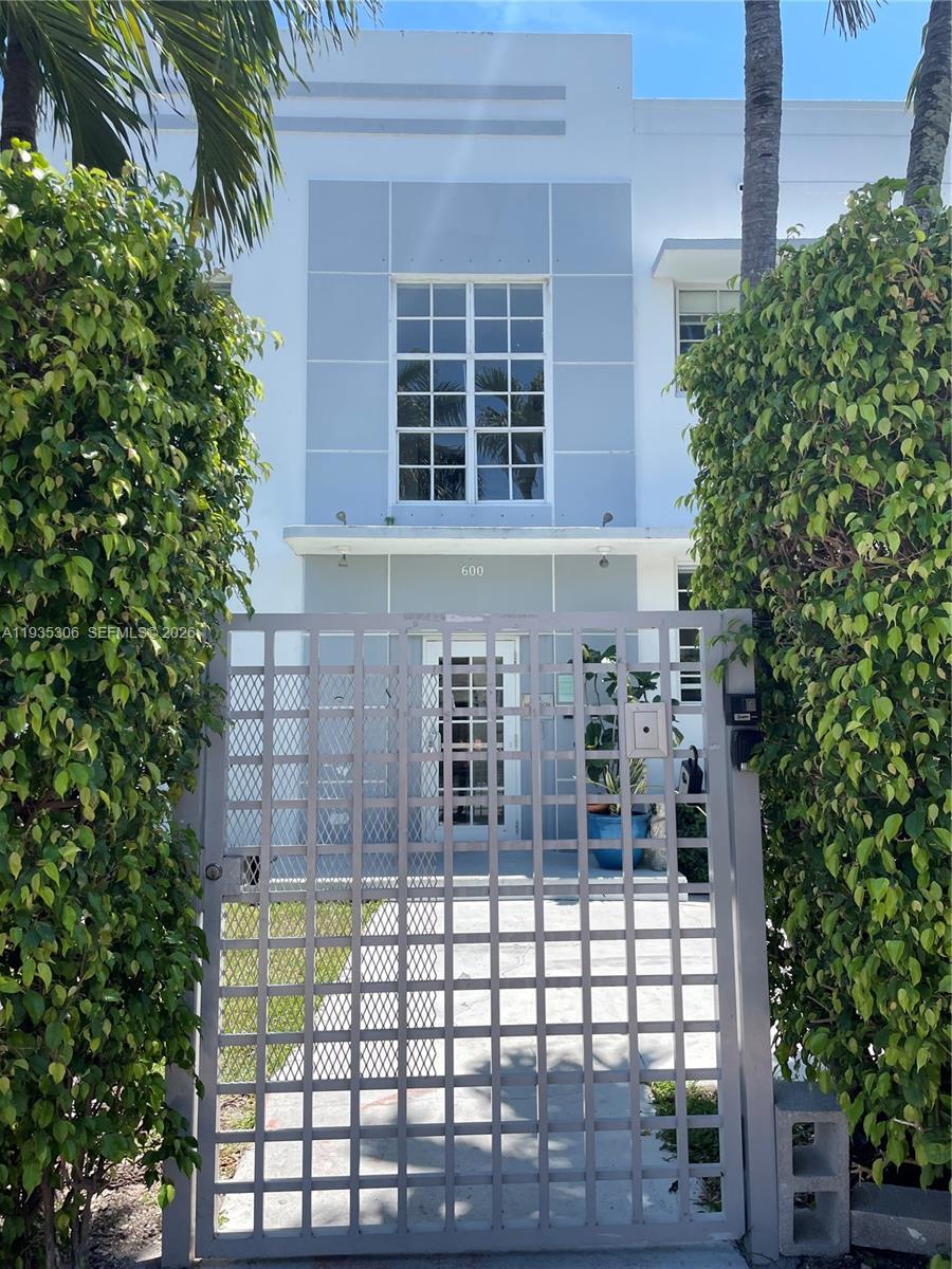 600 15th Street 10