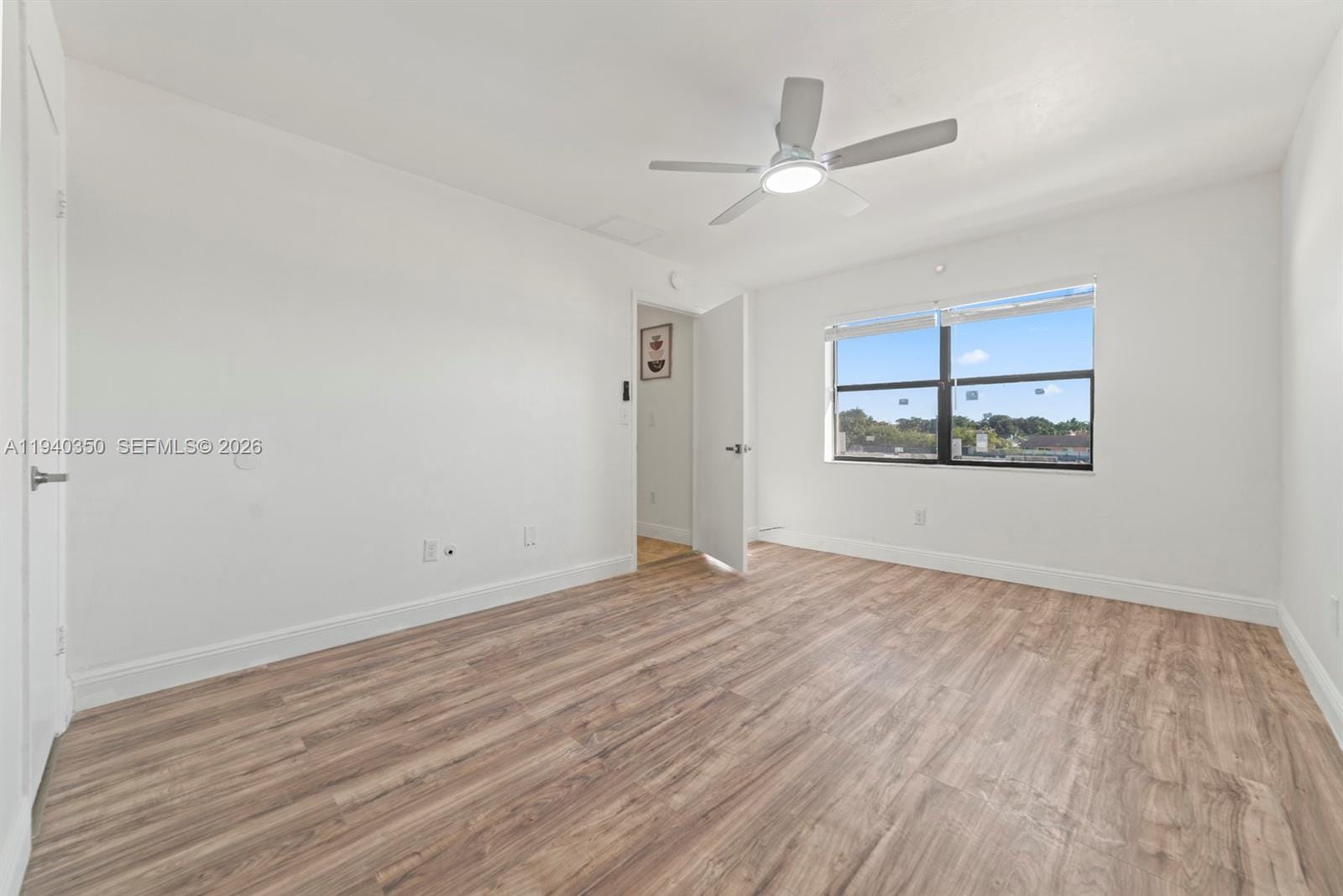 880 NE 207th Terrace 202-10, Miami, FL 33179 photo 12