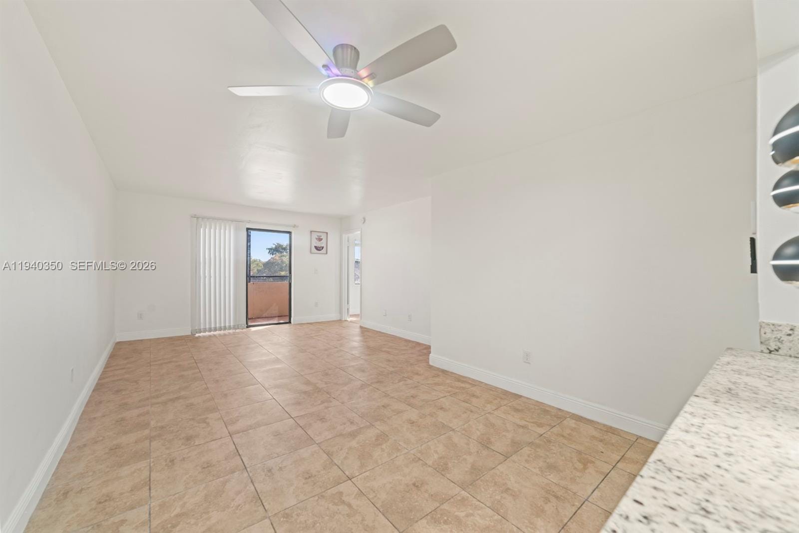 880 NE 207th Terrace 202-10, Miami, FL 33179 photo 9