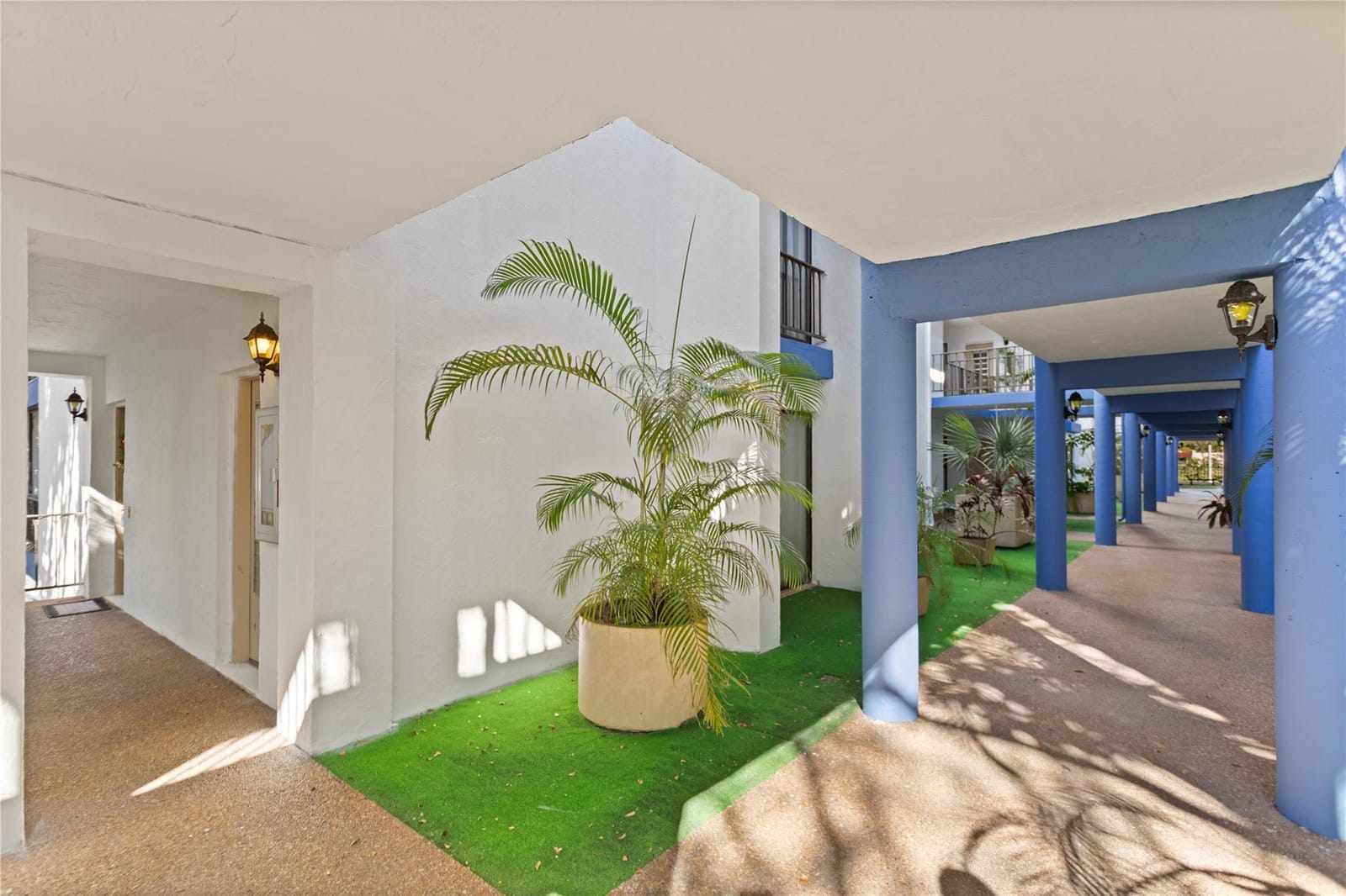 6060 S Falls Circle Drive 218, Lauderhill, FL 33319 photo 4