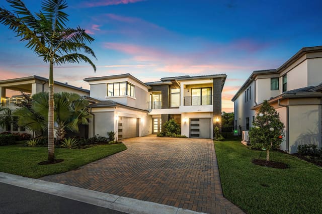 8575 Ganton Drive, Boca Raton, FL 33434