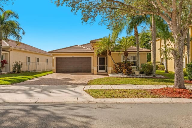 4017 Sapphire Lane, sold in Amber Ruby Cove, Weston, FL
