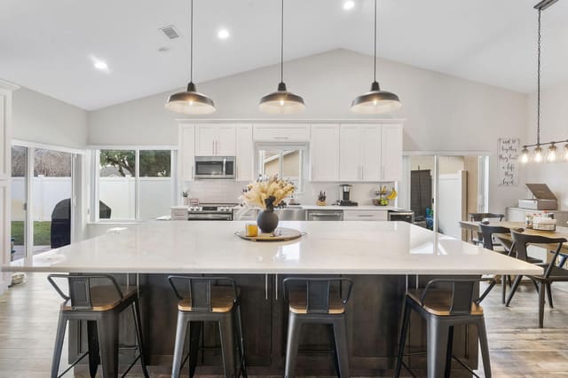 8289 Waccamaw Lane E, Lake Worth, FL 33467