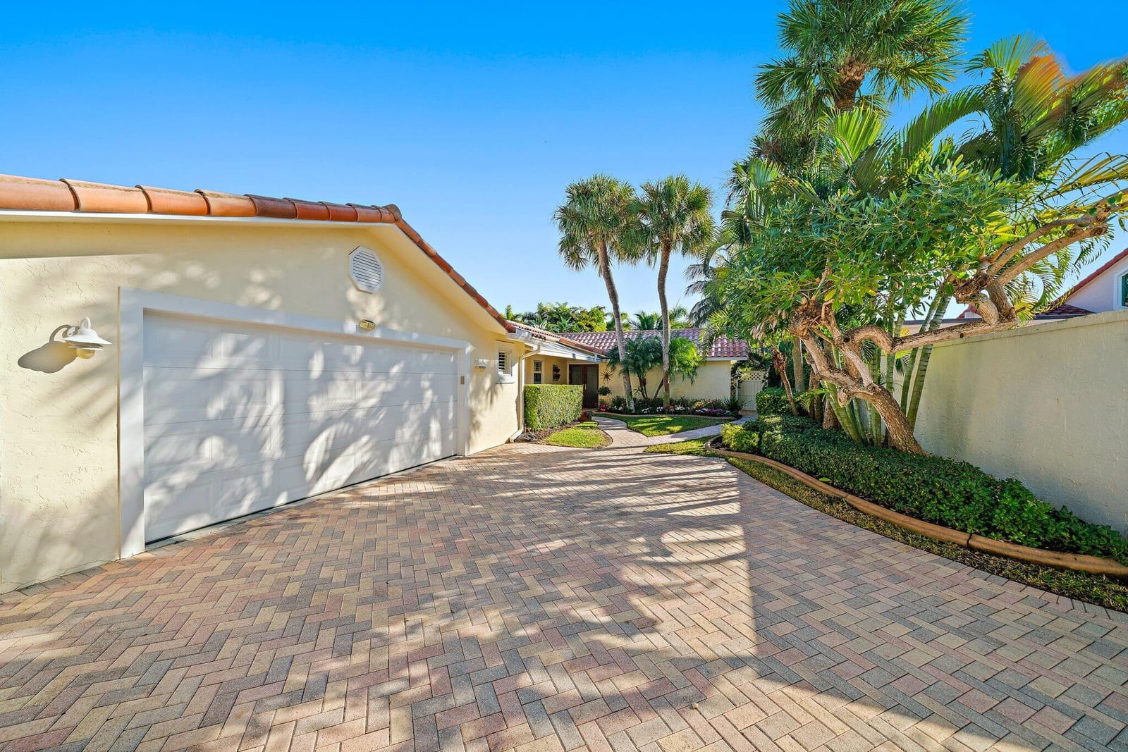 110 E Spearfish Lane — photo 4