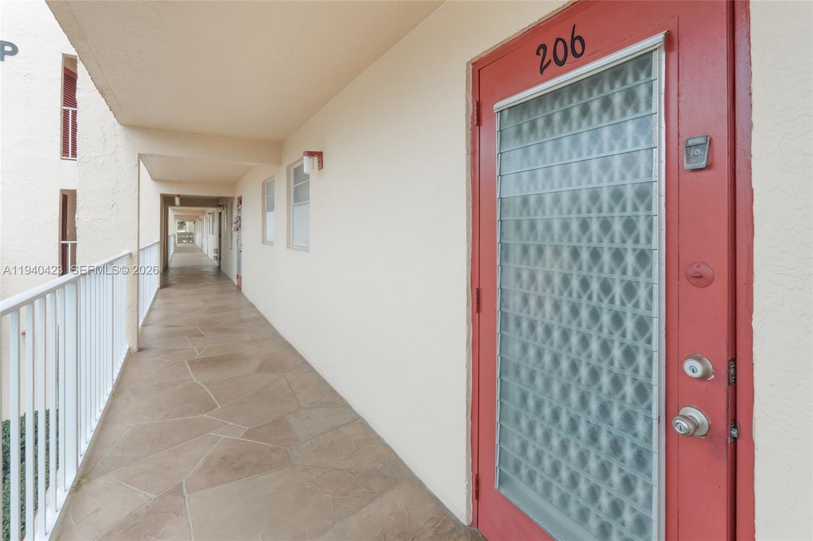 1020 Country Club Drive 206 — photo 4