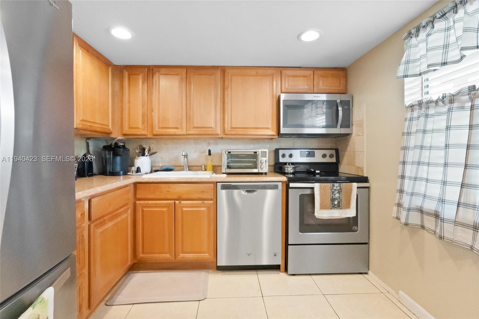 1020 Country Club Drive 206 — photo 7