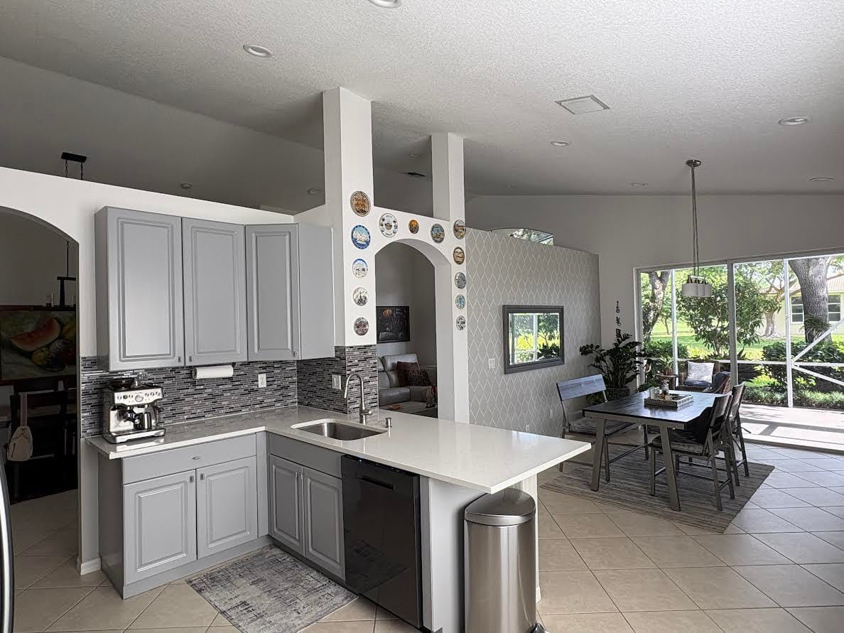 7947 Lando Avenue, Boynton Beach, FL 33437 photo 12