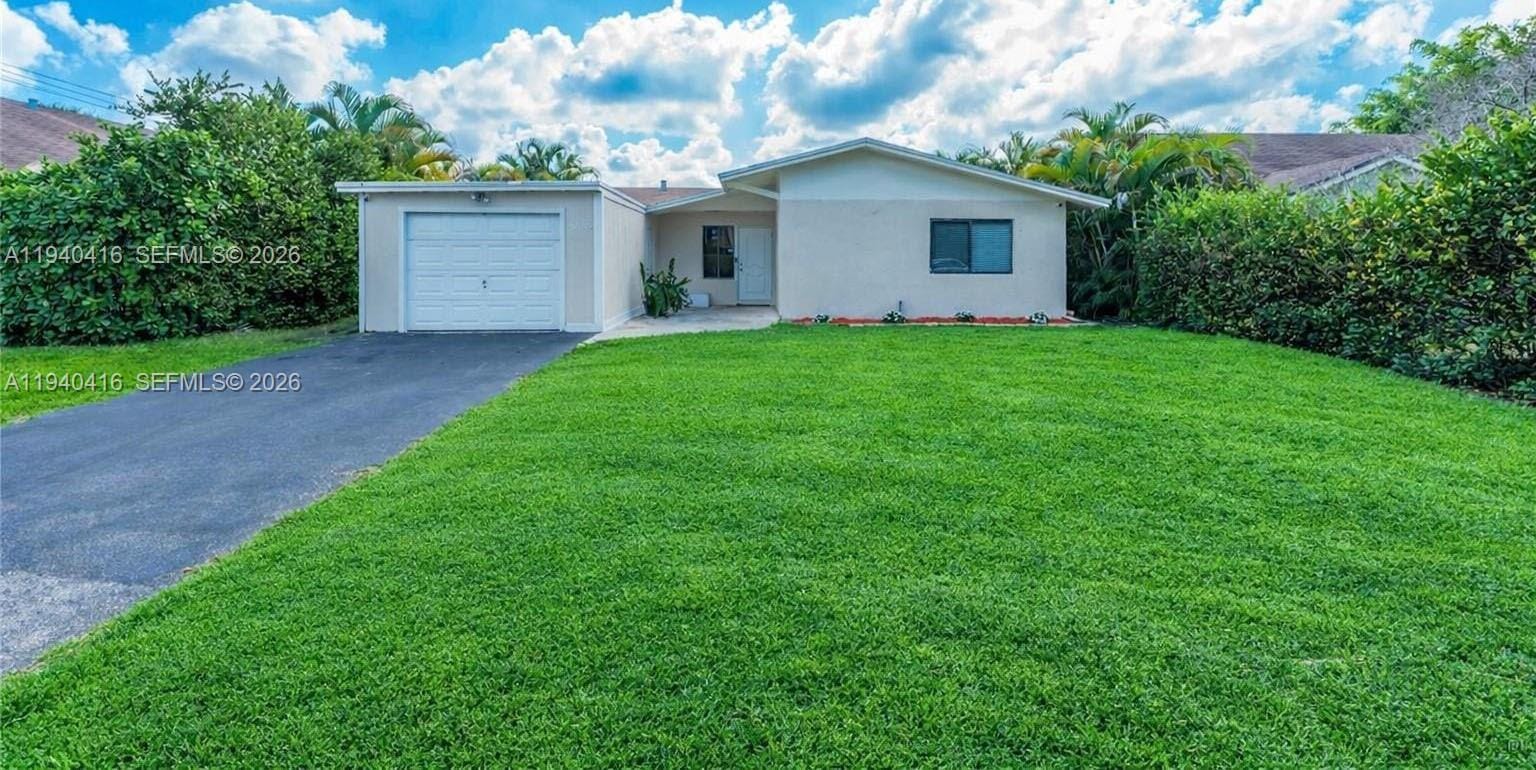 10010 NW 71st Place, Tamarac, FL 33321 photo 16