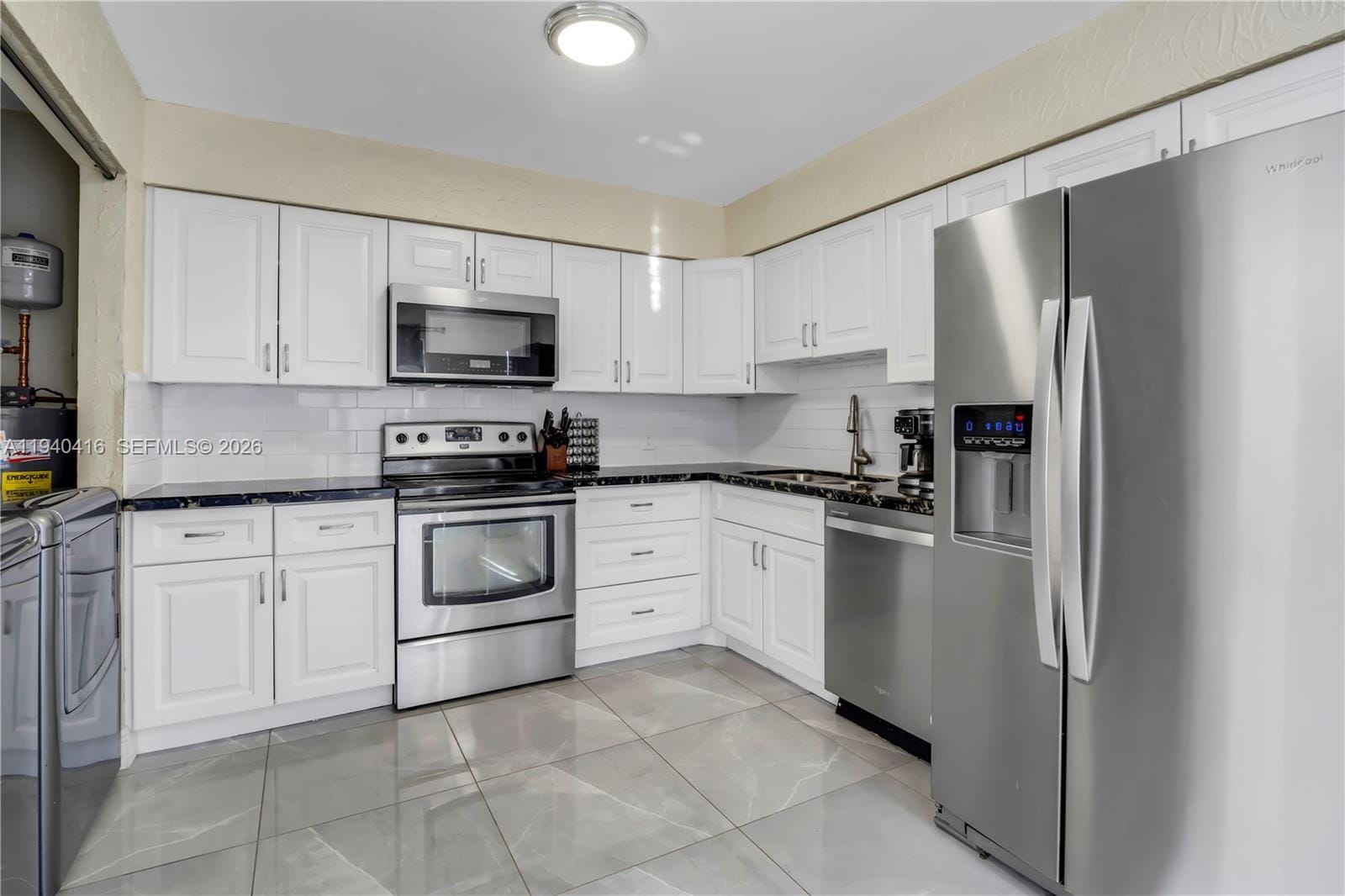 10010 NW 71st Place — photo 6