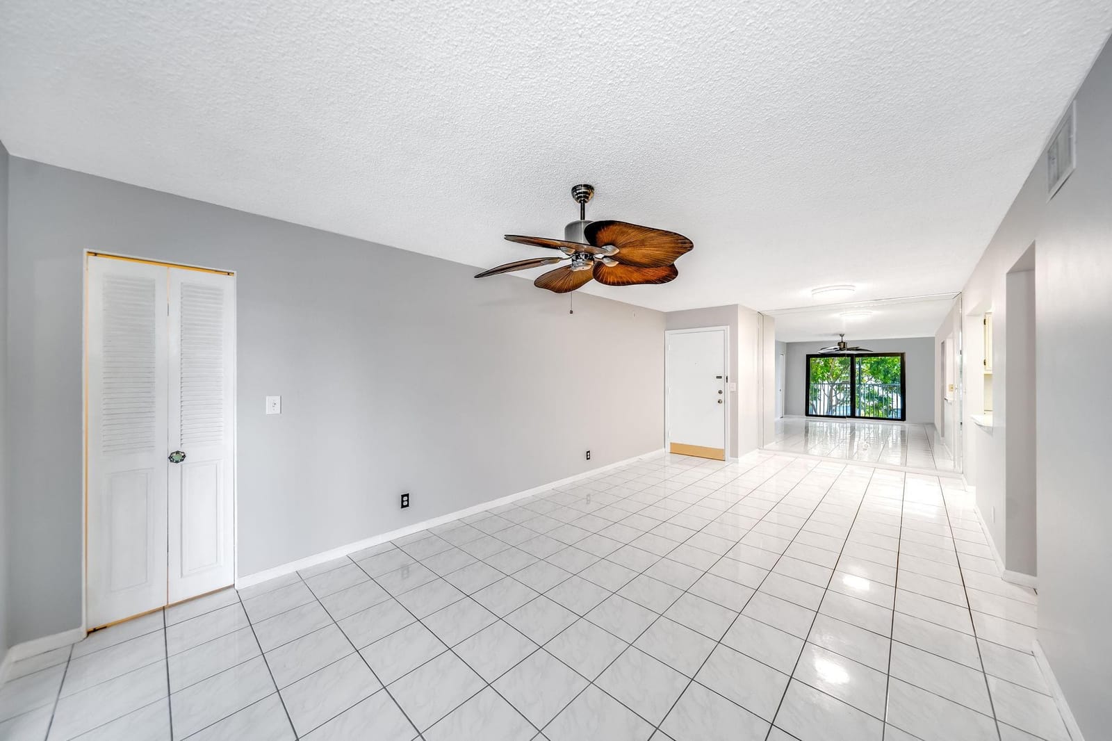150 Cypress Club Drive 528, Pompano Beach, FL 33060 photo 10