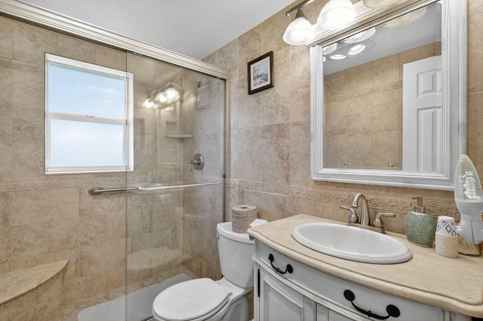 480 Horizons W 104, Boynton Beach, FL 33435 photo 12
