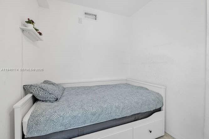 5601 Collins Avenue 825, Miami Beach, FL 33140 photo 24