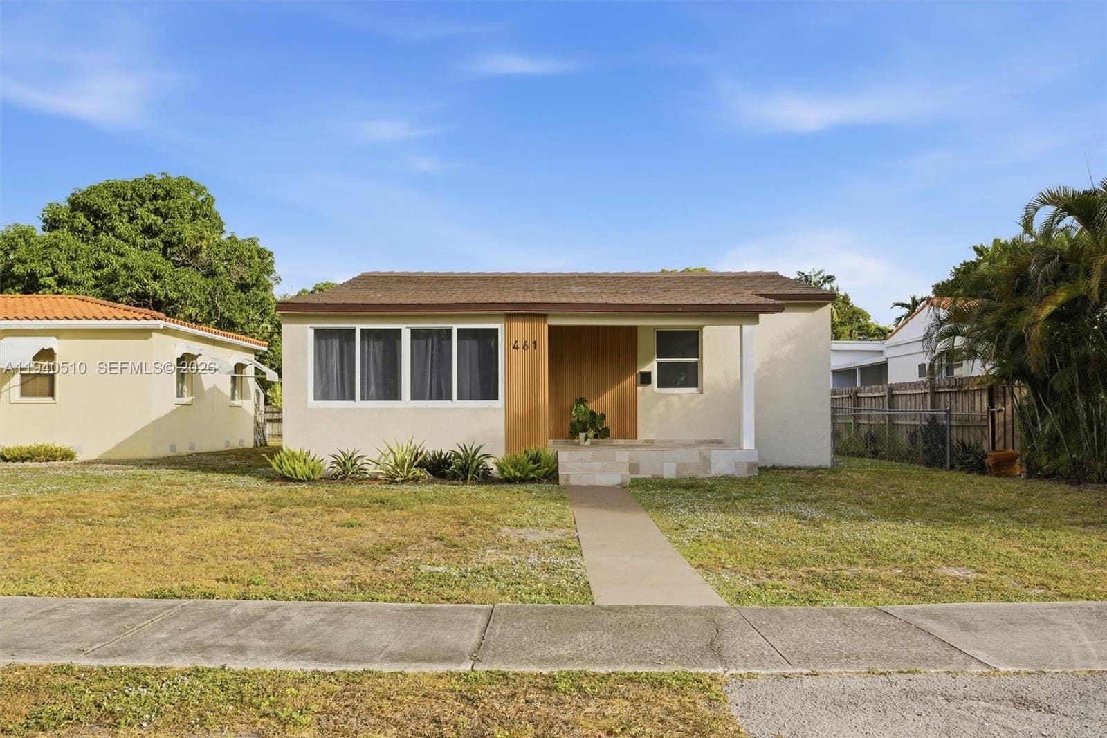 461 Plover Avenue, Miami Springs, FL 33166 photo 2