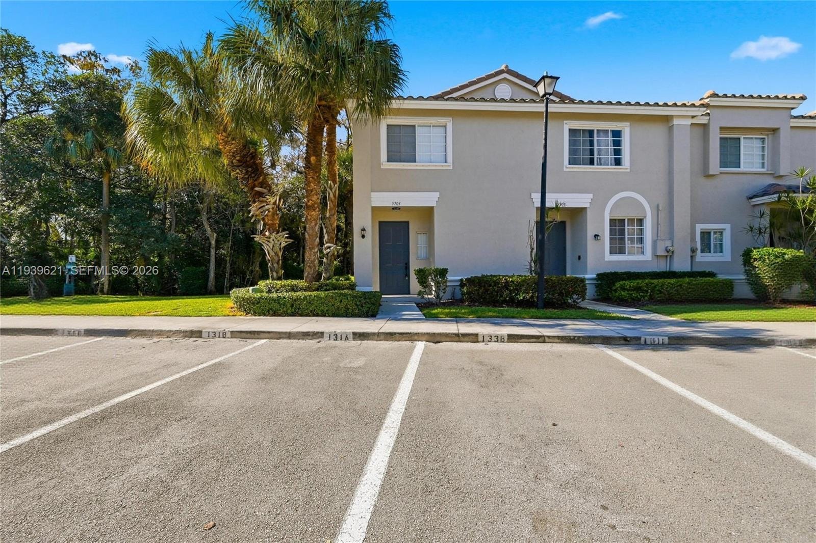 5703 NW 48th Avenue, Coconut Creek, FL 33073