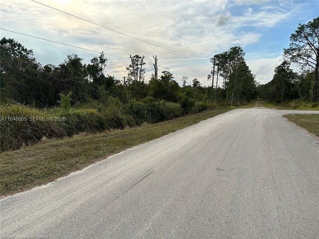 2301 S Avon Estates Boulevard, Avon Park, FL 33825