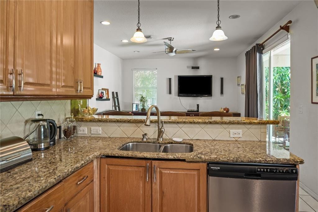 8209 SW 173rd Terrace — photo 9