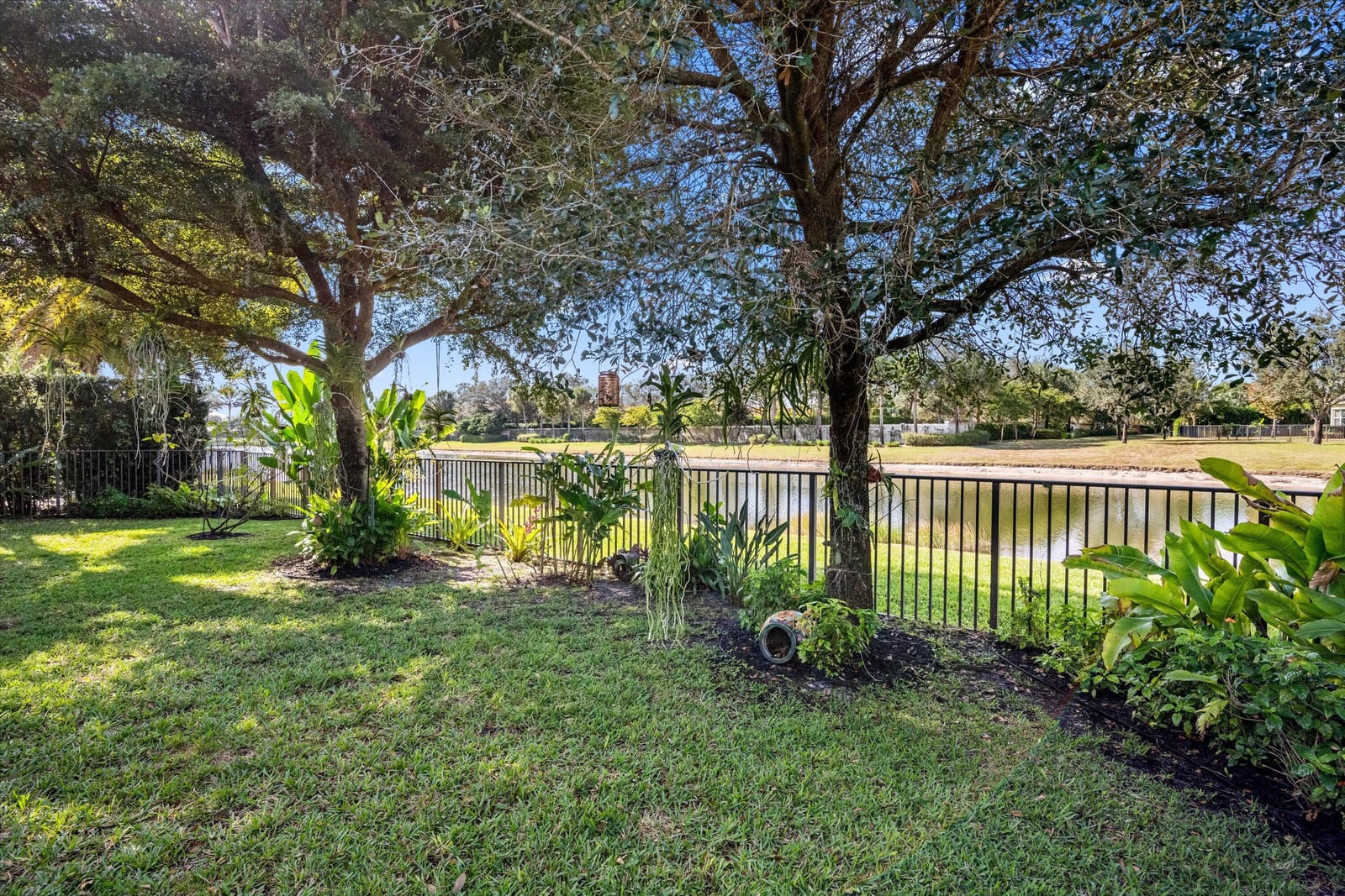 2109 Belcara Court, Royal Palm Beach, FL 33411 photo 9