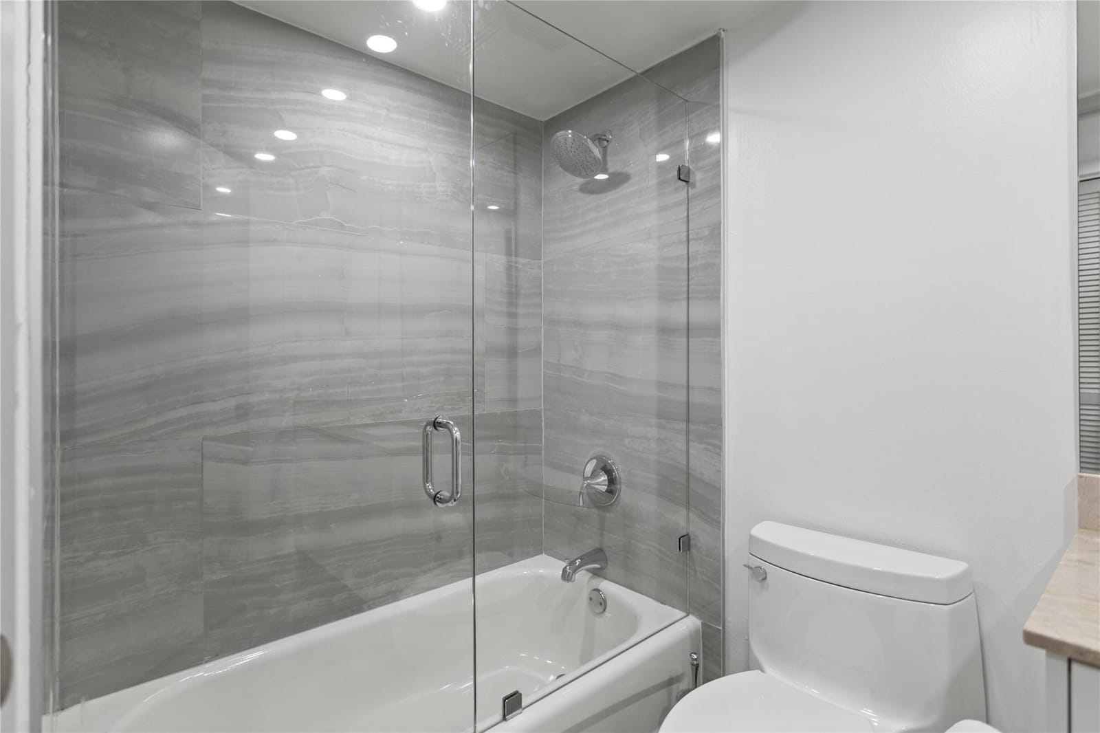520 SE 5th Avenue 2212, Fort Lauderdale, FL 33301 photo 10