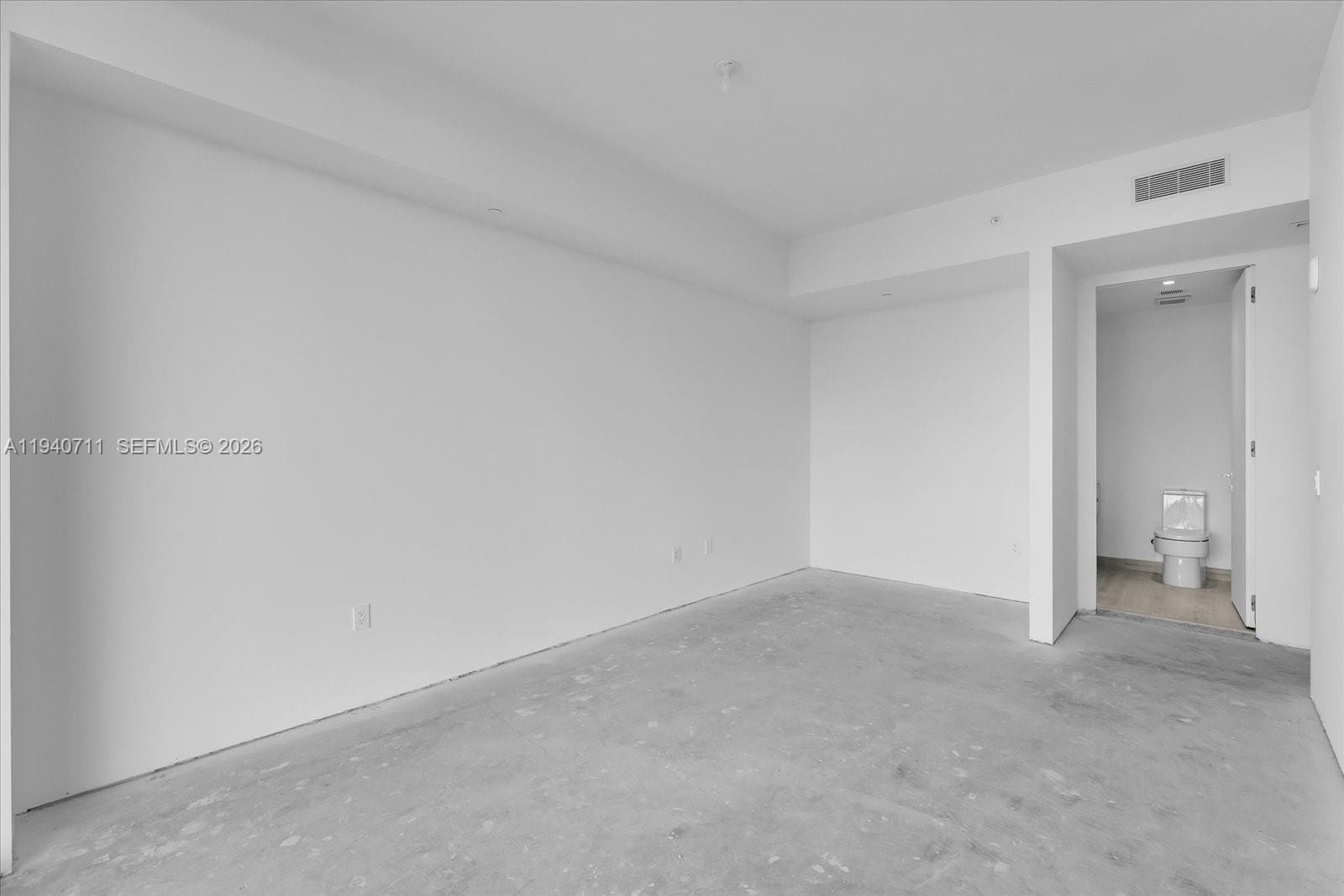 18975 Collins Avenue 302, Sunny Isles Beach, FL 33160 photo 30
