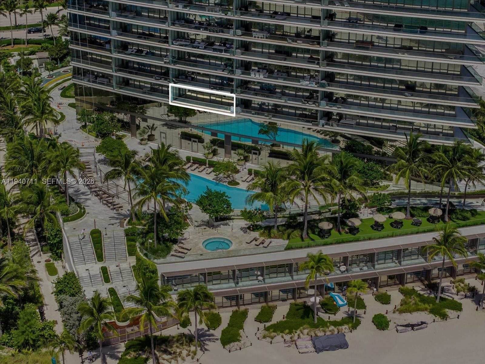 18975 Collins Avenue 302 — photo 7