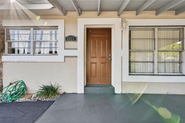 2021 NW 29th Avenue, sold in Royal Palms Park, Fort Lauderdale, FL