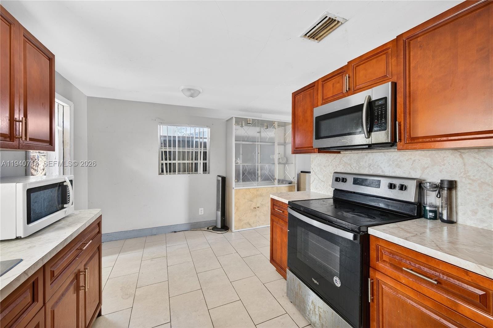 2021 NW 29th Avenue, Fort Lauderdale, FL 33311 photo 7