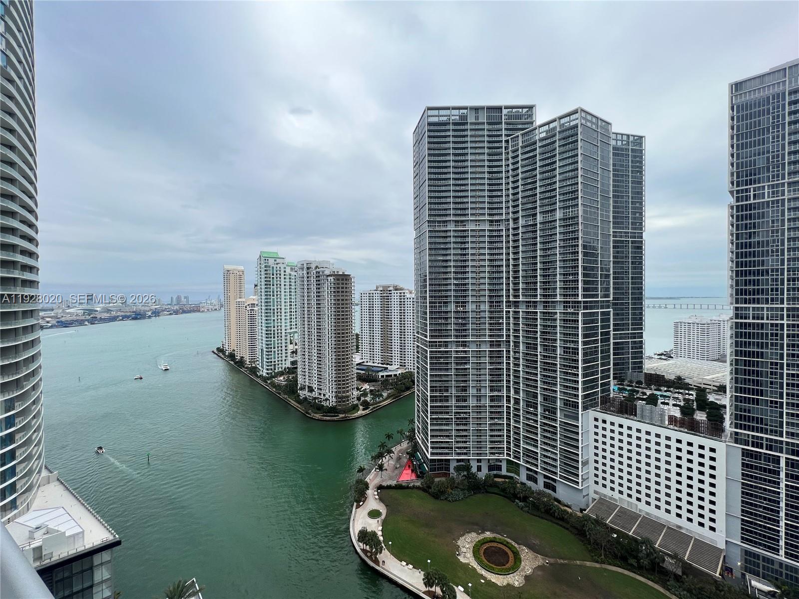200 Biscayne Boulevard Way 3106, Miami, FL 33131, Miami