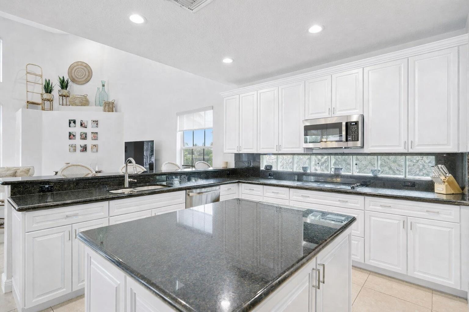 19219 N Creekshore Court, Boca Raton, FL 33498 photo 8