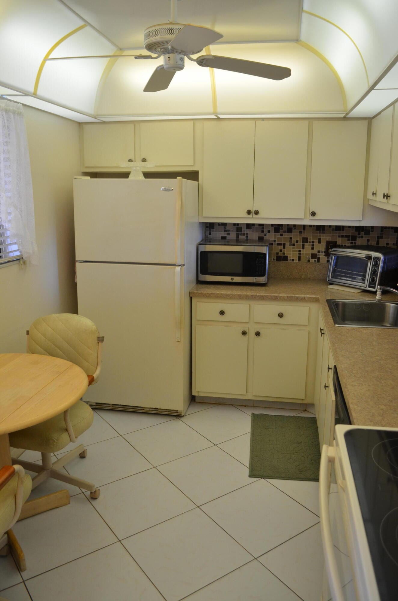 5220 Las Verdes Circle 312, Delray Beach, FL 33484 photo 9