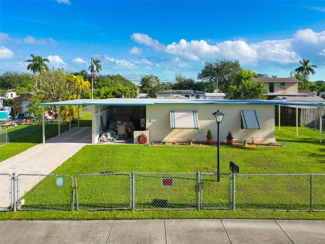 15445 Garfield Drive, Homestead, FL 33033